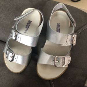 Merrell toddler girl sandals. 7.5W